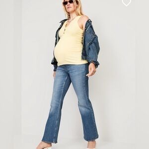 Old Navy Maternity Front Low Panel Flare Jeans 4 Short